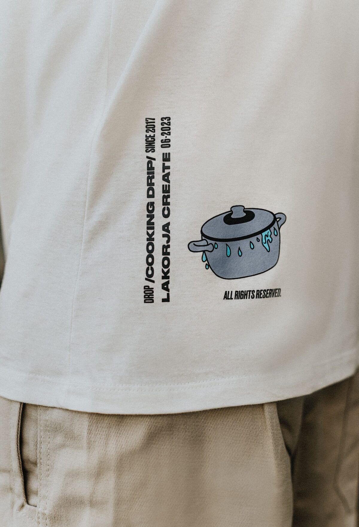 Camiseta 'Cooking Drip' - Off White - Imagem 2