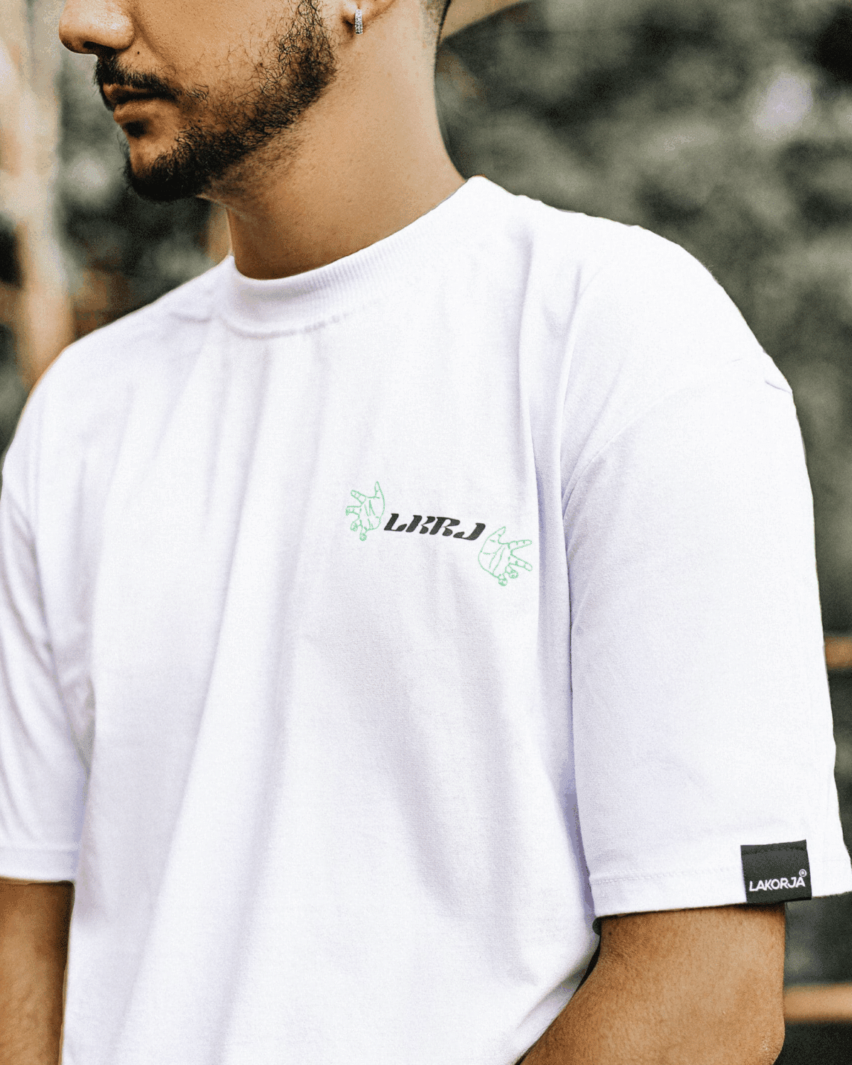 Camiseta Hand - Branca - Imagem 3